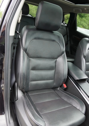 Renault Koleos cena 77600 przebieg: 126848, rok produkcji 2017 z Lubawka małe 631